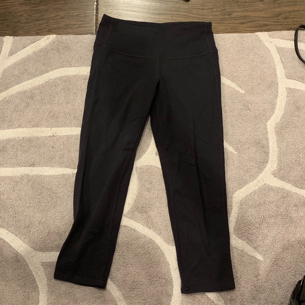 Athleta Cropped Leggings